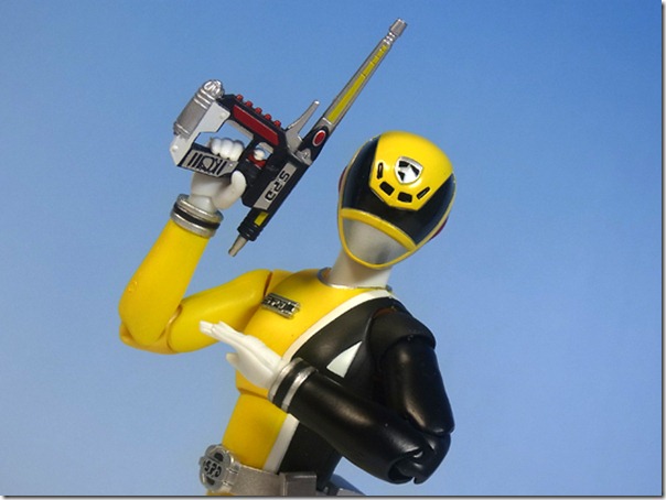 プレミアムバンダイ限定 「S.H.フィギュアーツ デカイエロー」代行