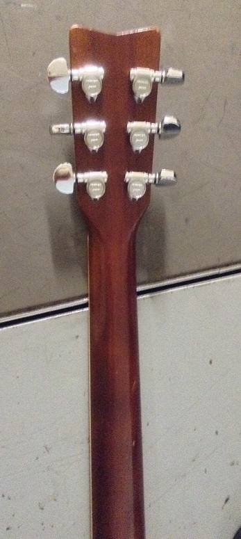 ヤマハ YAMAHA FG-252 オレンジラベル | ログハウスでアコギ