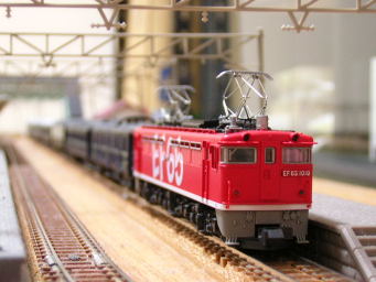 旧HP レイアウト画像集16 リバロッジ オリエント急行入線 | かもつ