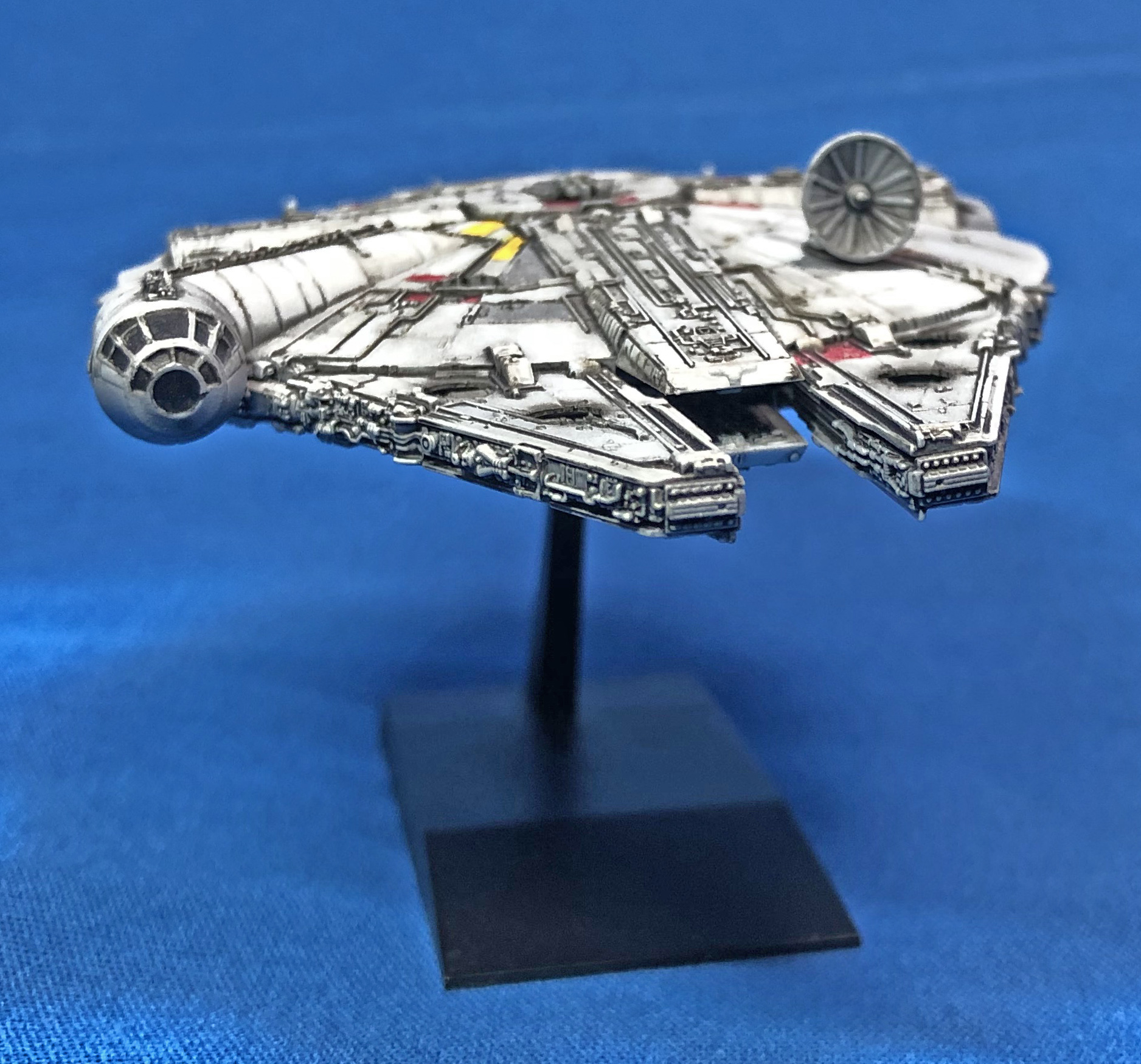 ビークルモデル スター・ウォーズ『ミレニアム・ファルコン』完成