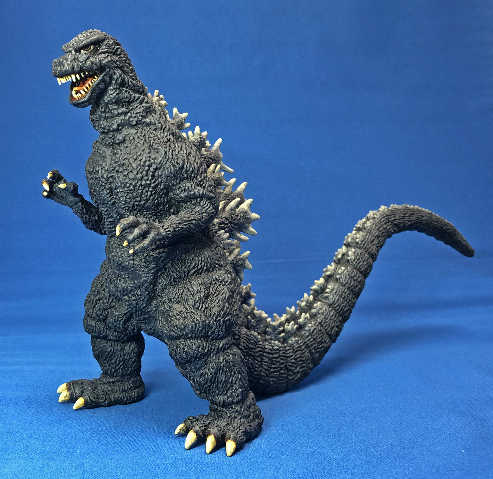 海洋堂 20cmシリーズ『84ゴジラ』 完成 | NegativeMindException