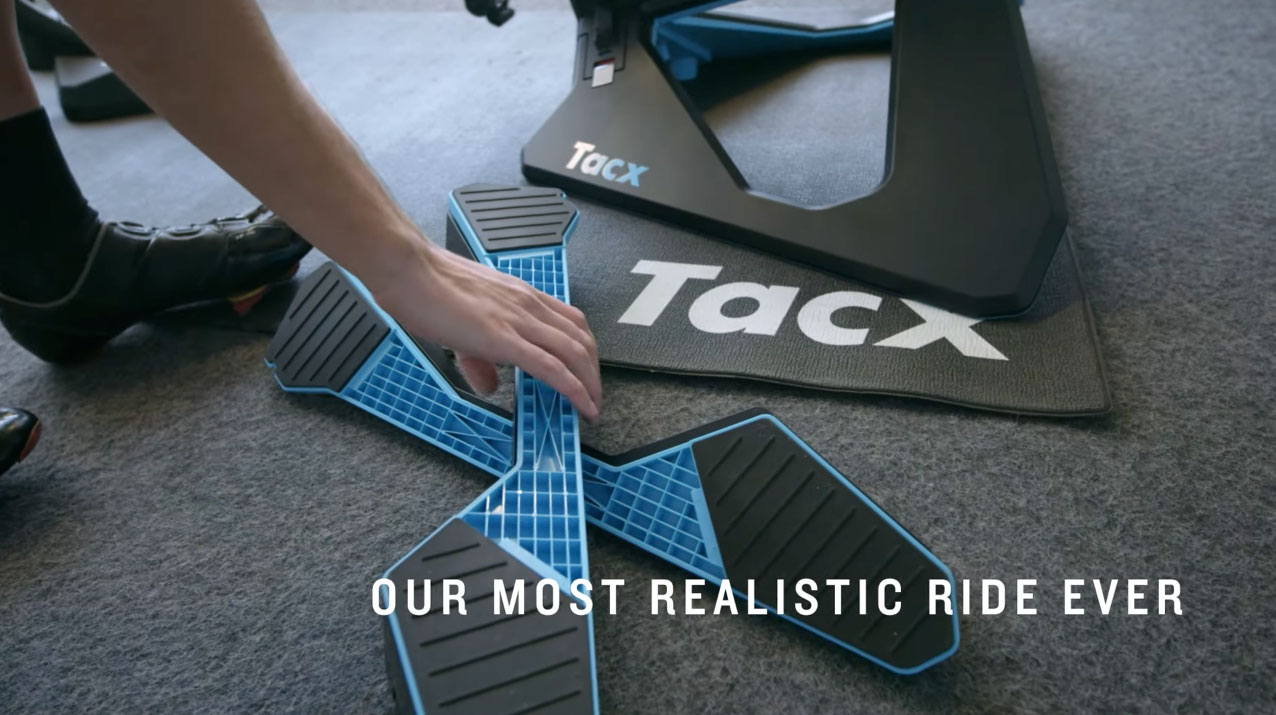 Tacx NEO Motion Plates（前後に動く）はスプリントしなければ良い製品