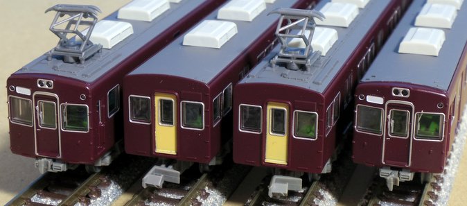 鉄コレ阪急5300系に過去の他形式で余った屋根は使える？ | オキラクウサギ