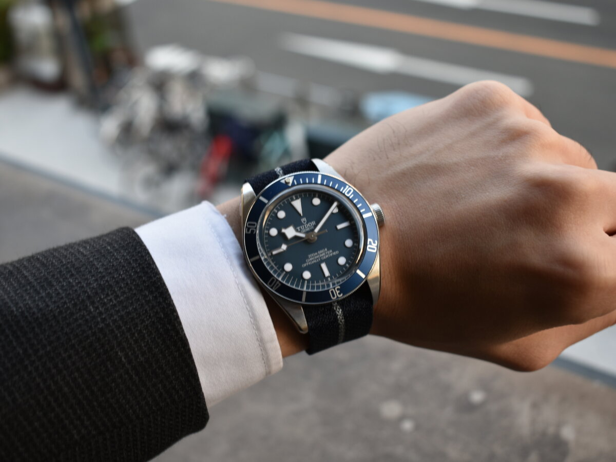 歴史的モデルから着想を得た名高いTUDOR Blue “ Black Bay 58