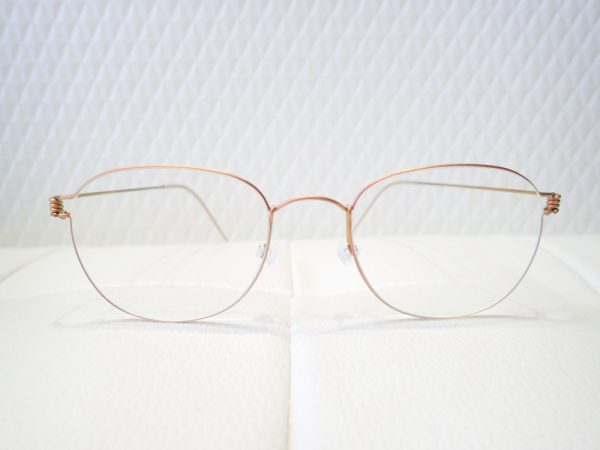 リンドバーグ「ROBIN」ゆったりめなサイズ感のチタンフレーム