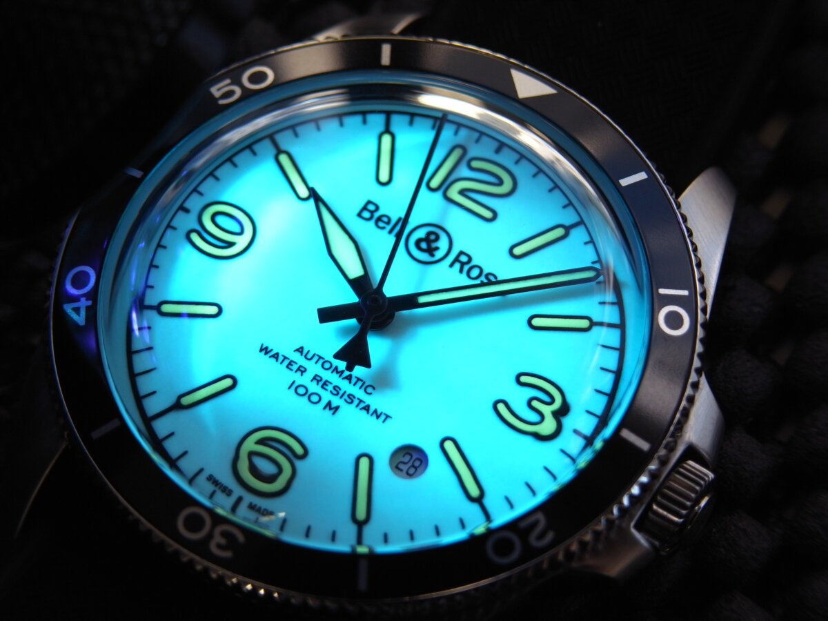 世界限定500本】昼夜を問わず最高の視認性！ベル＆ロス「BR V2-92 FULL