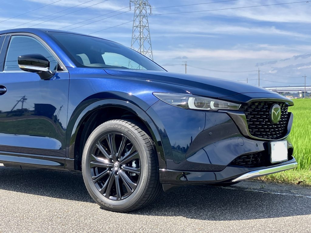 あまり見かけ無い色 ディープクリスタルブルーマイカ『MAZDA CX-5