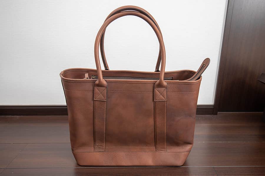 10〜20年は使える土屋鞄のトートバッグ『ビークルラージストックトート