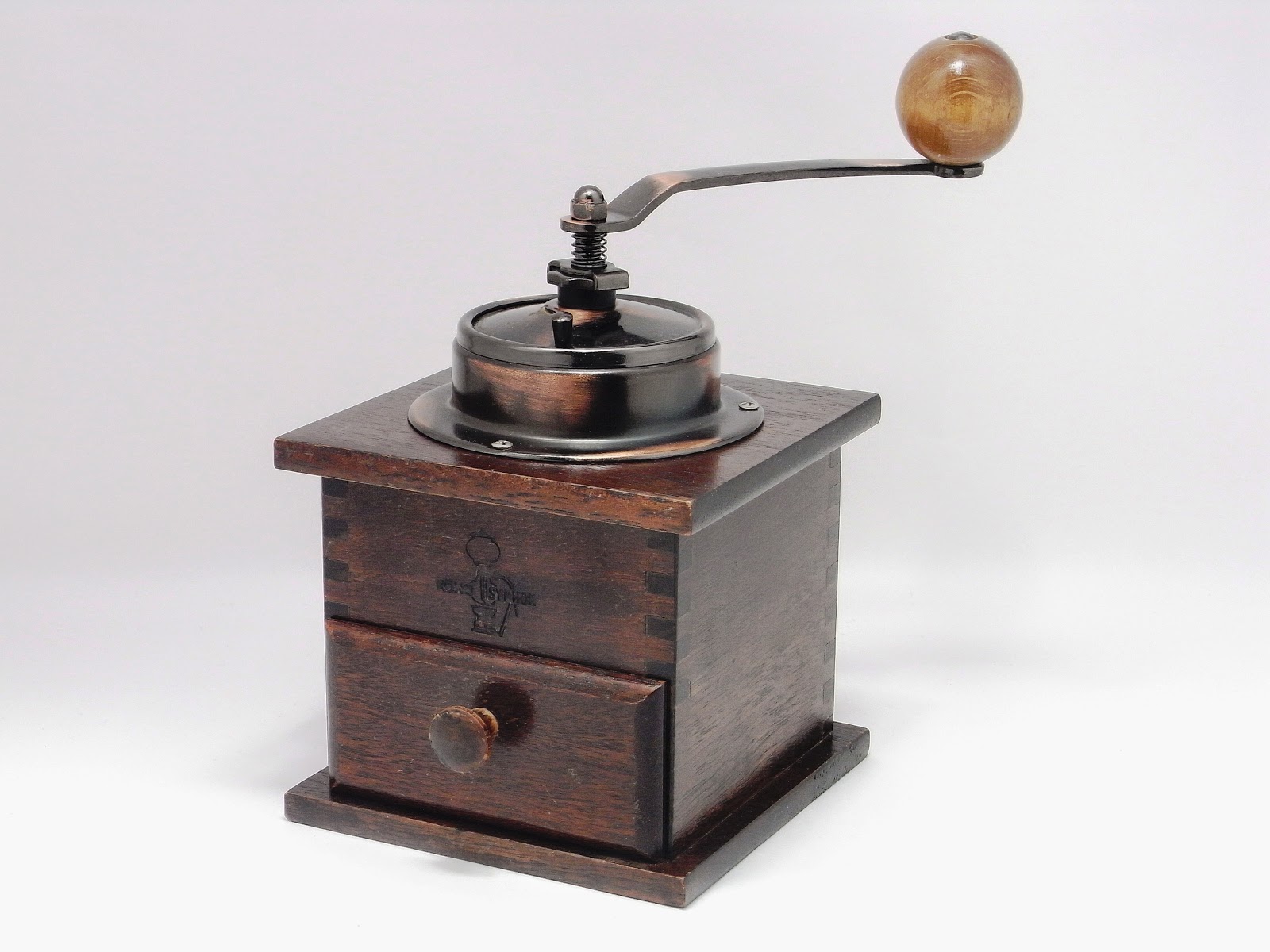 コーヒーミルの研究: KONO式（コーノ式）ミル F205（共通刃 F201・F205