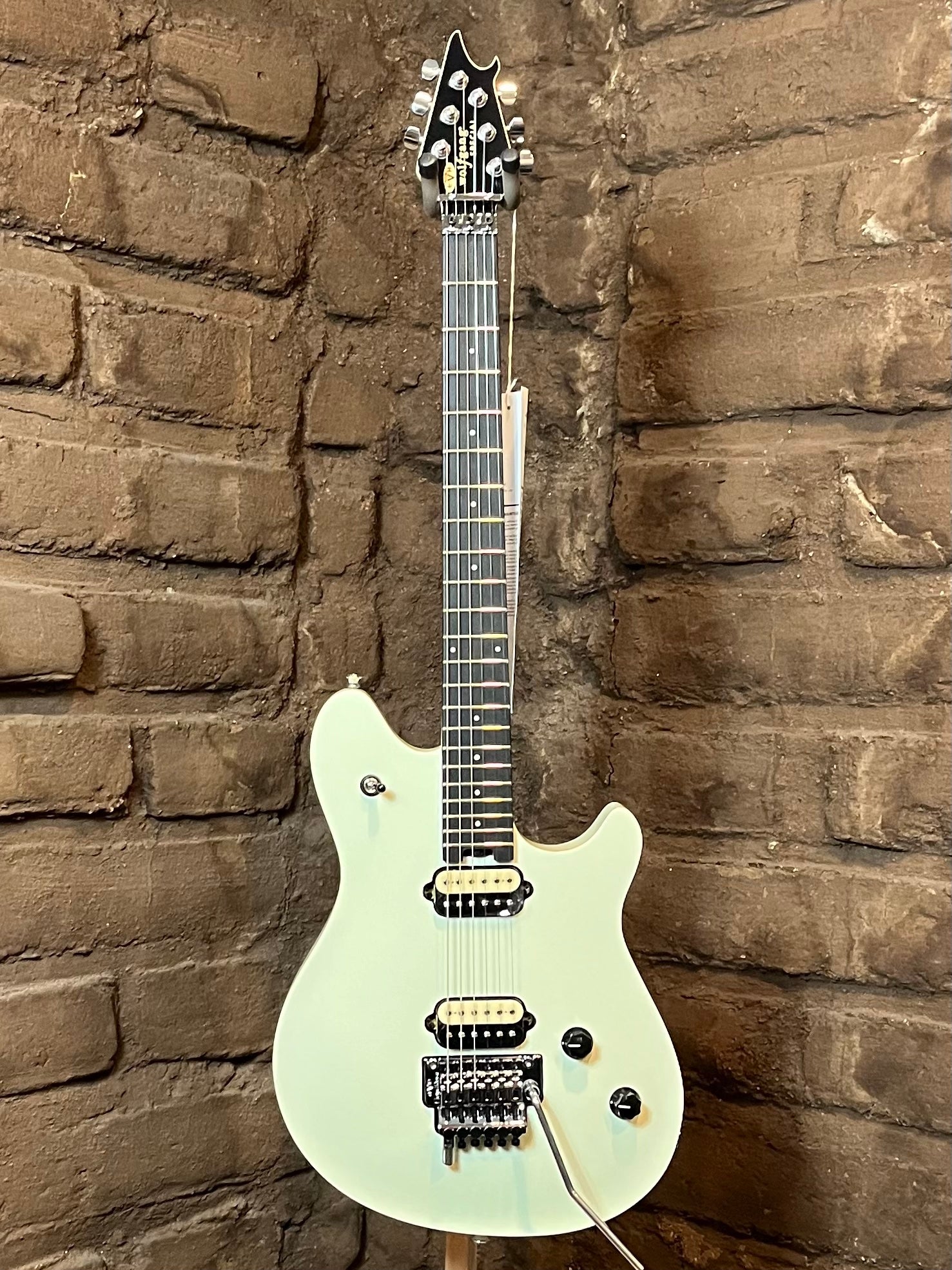 EVH Wolfgang Special, Stealth Ivory| Black Mountain Guitar Co