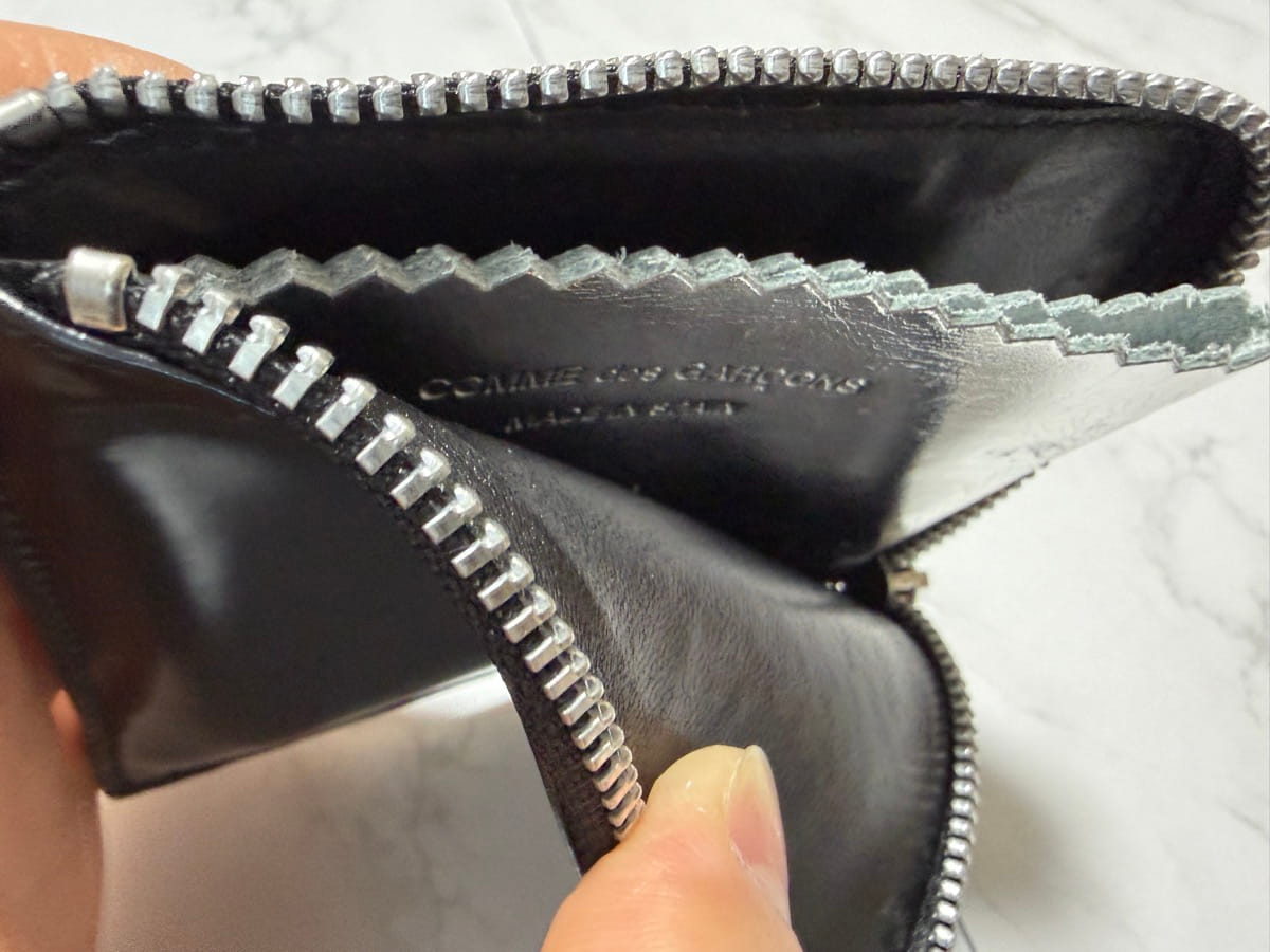 シンプルでクール！コムデギャルソンのL字財布が最高すぎた！