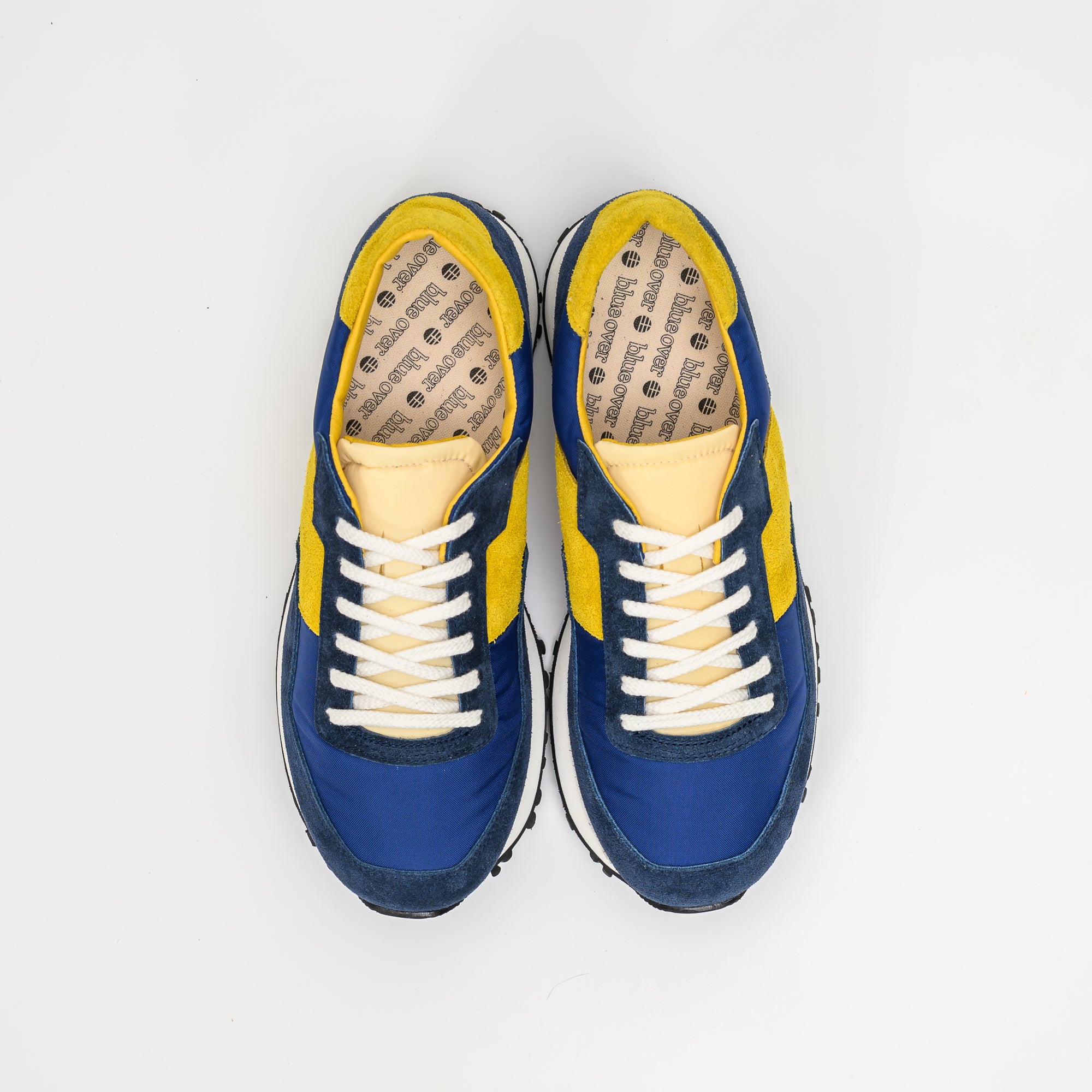 SHV3 -トリコロール-幅広のレトロランニングスニーカー-blueover