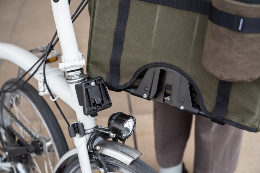FAIRWEATHER” FRONT BAG FOR BROMPTON - BLUE LUG BLOG | 自転車店