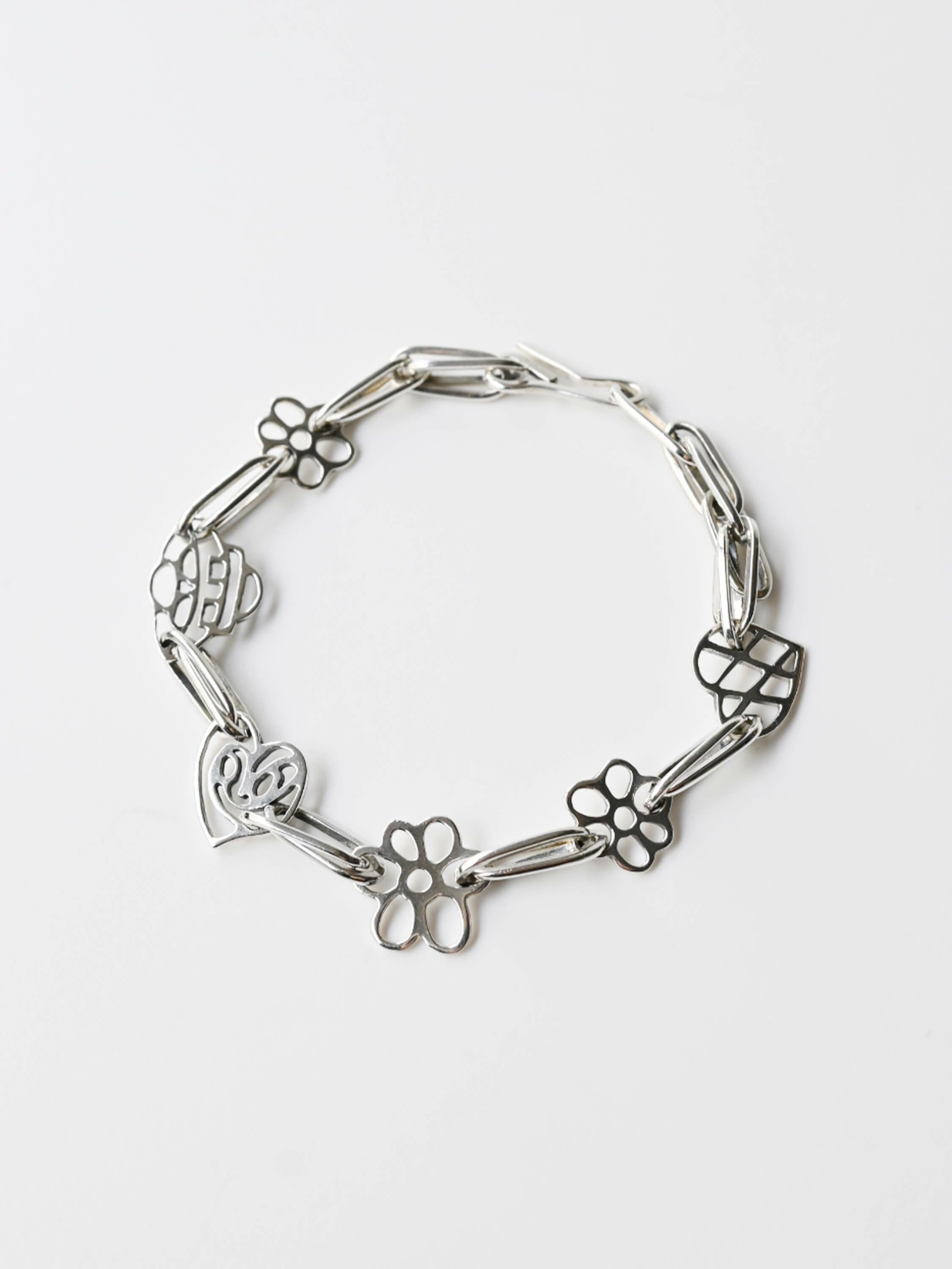 ブリゾブレス | ブルーナボインオンラインストア