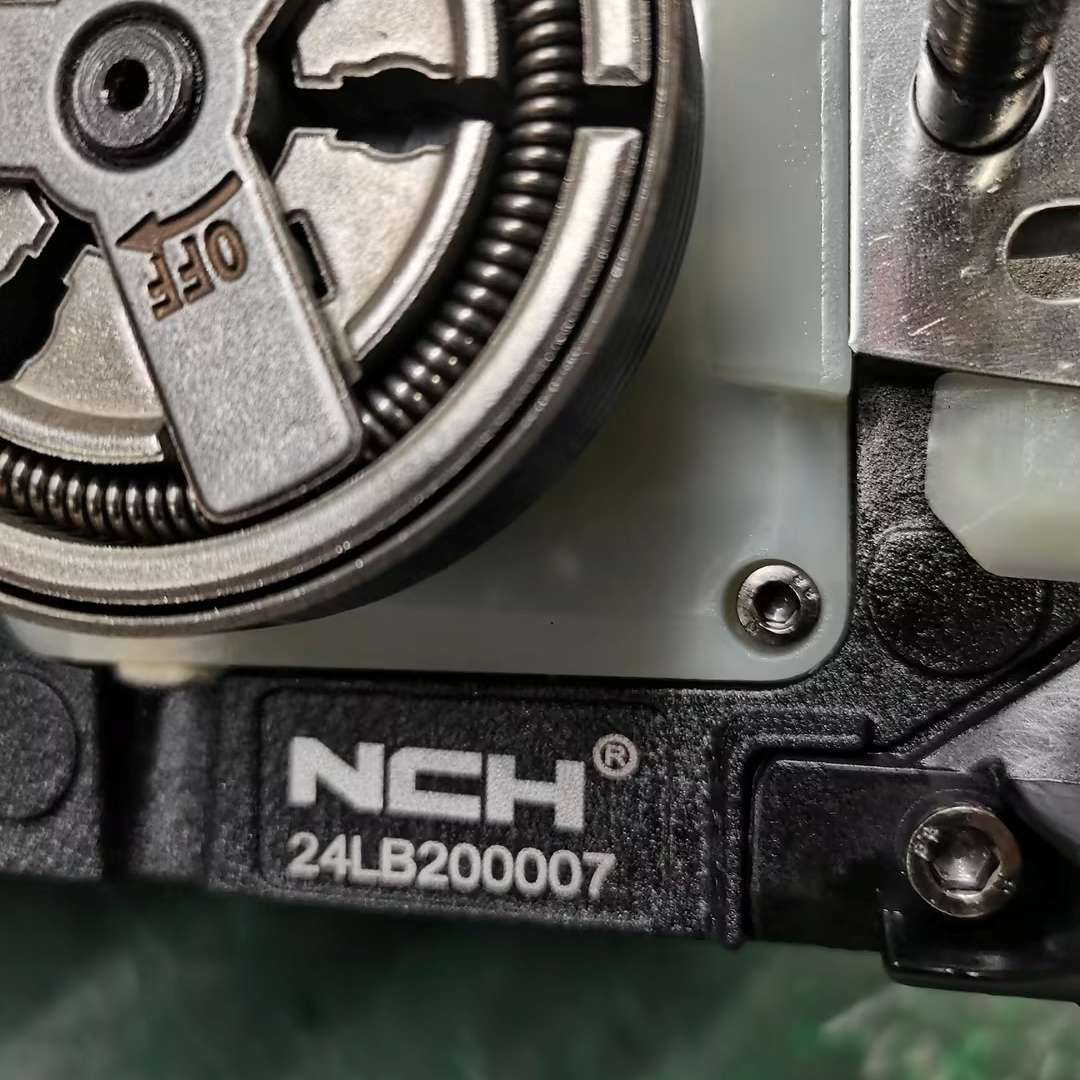 NCH H781 Chain Saw Heavy Duty with 68CC 2 Stroke 3.0KW Petrol