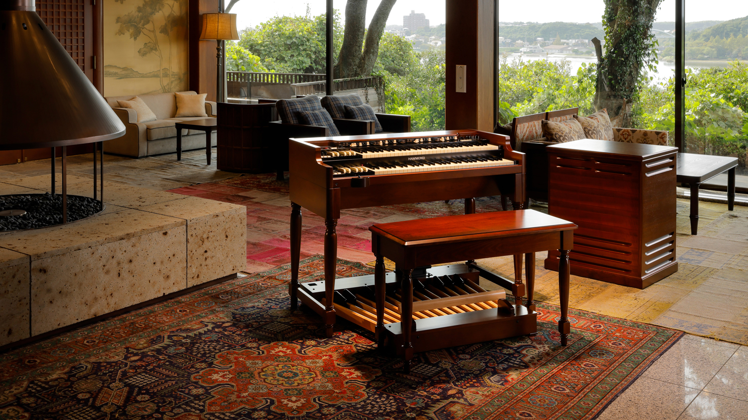 LAで開催のNAMMショウで世界初披露。ハモンドオルガンフラッグシップ