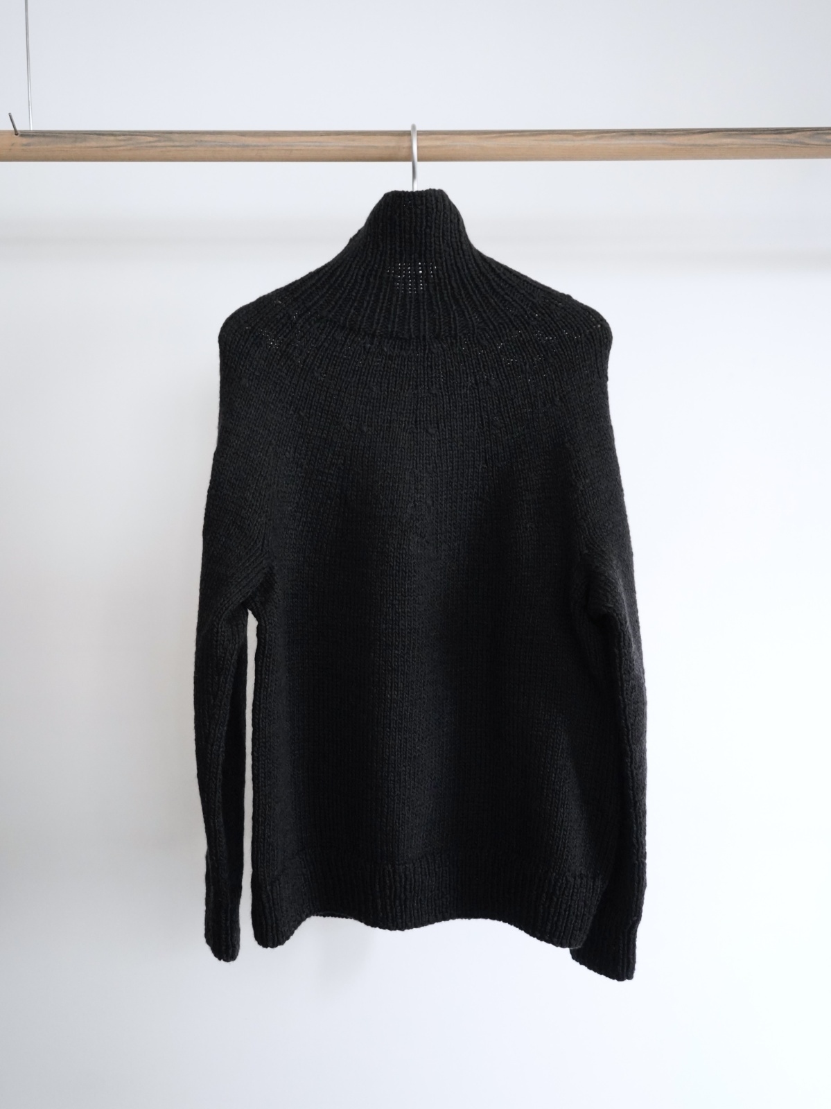 2026年最新comoli COMOLI カシミヤ和紙 タートルネックニット 25AW