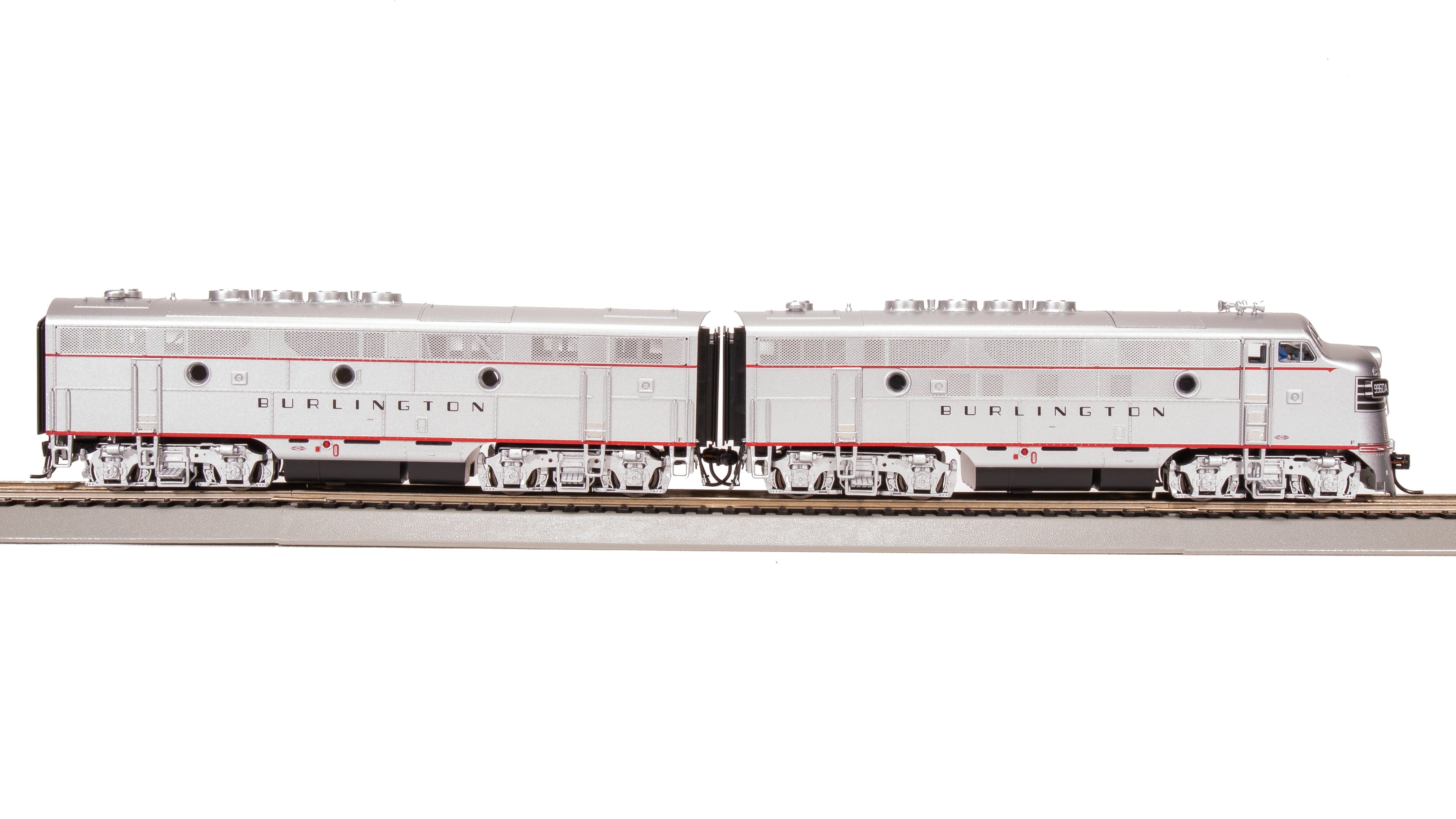 8162 EMD F3 A/B, CBQ 9960A/9960B, Aluminum w/ Black Nose Stripes, A-un