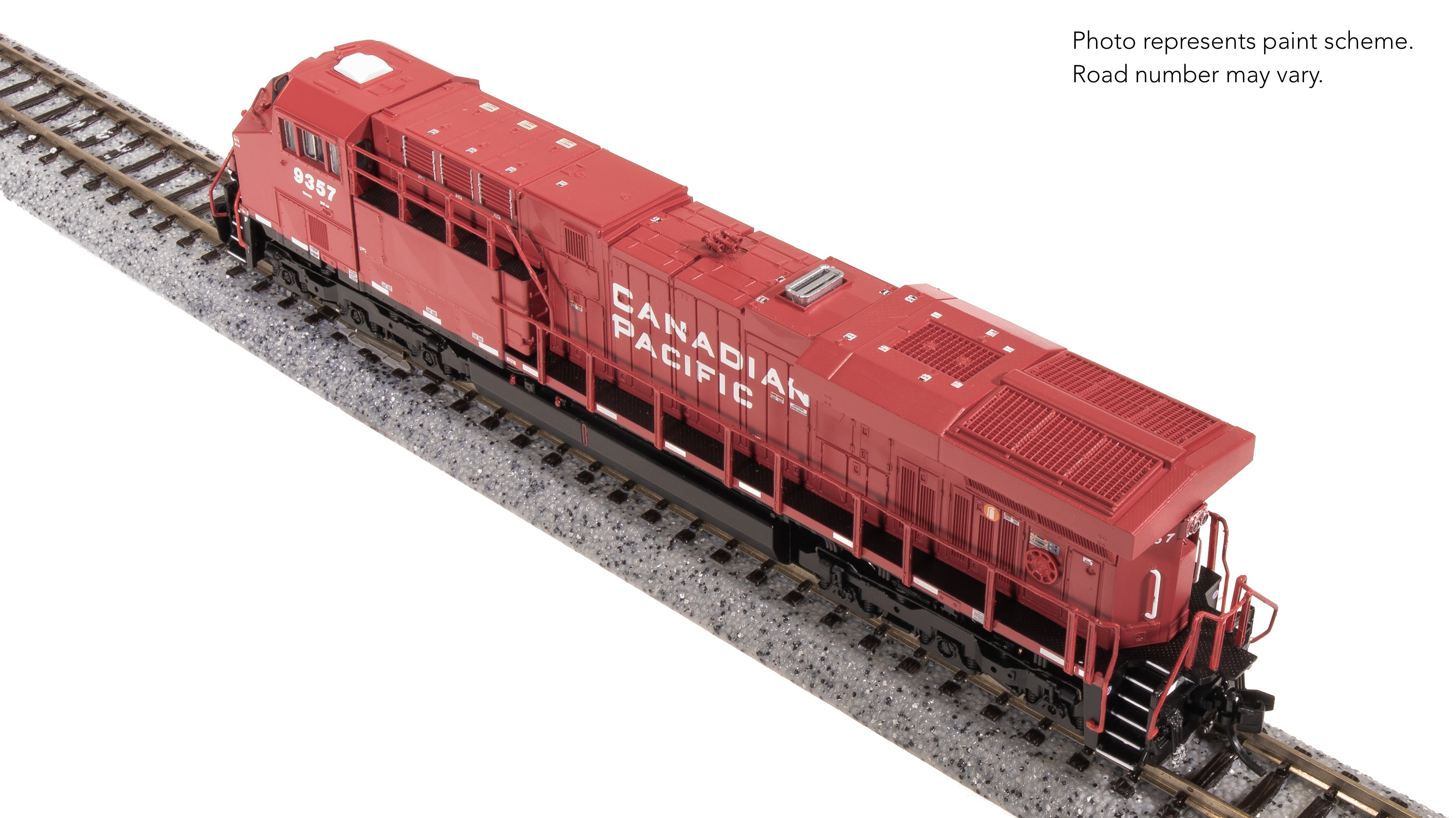 8633 GE ES44AC, CP 9368, Action Red, No-Sound / DCC-Ready, N