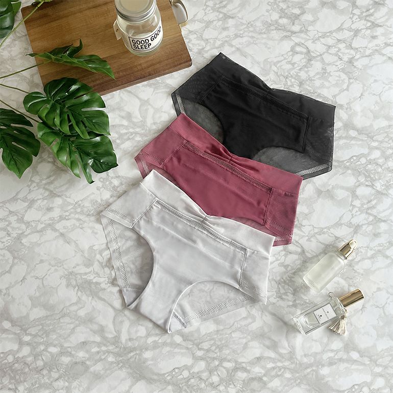 ブラデリス すらっと細みえフロントファスナーブラ24 | ブラデリス