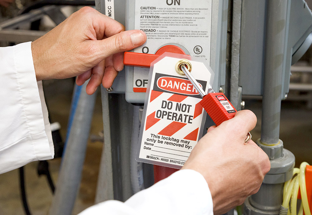 ロックアウトタグ「LOCKED OUT」 | 日本ブレイディ