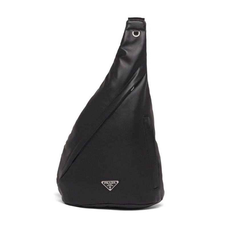 プラダ トライアングルロゴ ボディバッグ ブラック 2VZ092｜ブランド