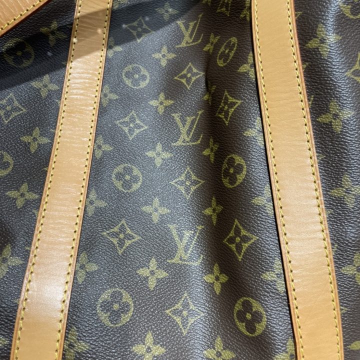 心斎橋店にてルイヴィトン キーポルバンドリエール60 モノグラム