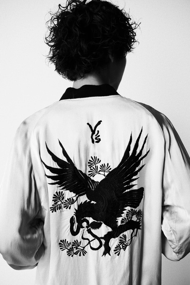 ヨウジヤマモト Y'sとテーラー東洋によるスカジャンを展開、アユニ・D