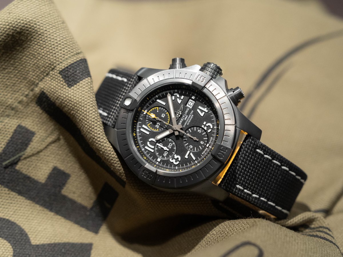 視認性・耐久性・操作性の3つが優れた万能モデル「アベンジャー」をご