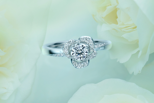 Christine クリスティーヌ | ヴァンドーム⻘⼭ブライダル