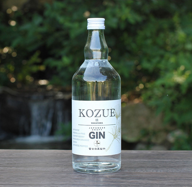 4種の和歌山素材を使った香料無添加の“和製クラフトジン”「槙-KOZUE