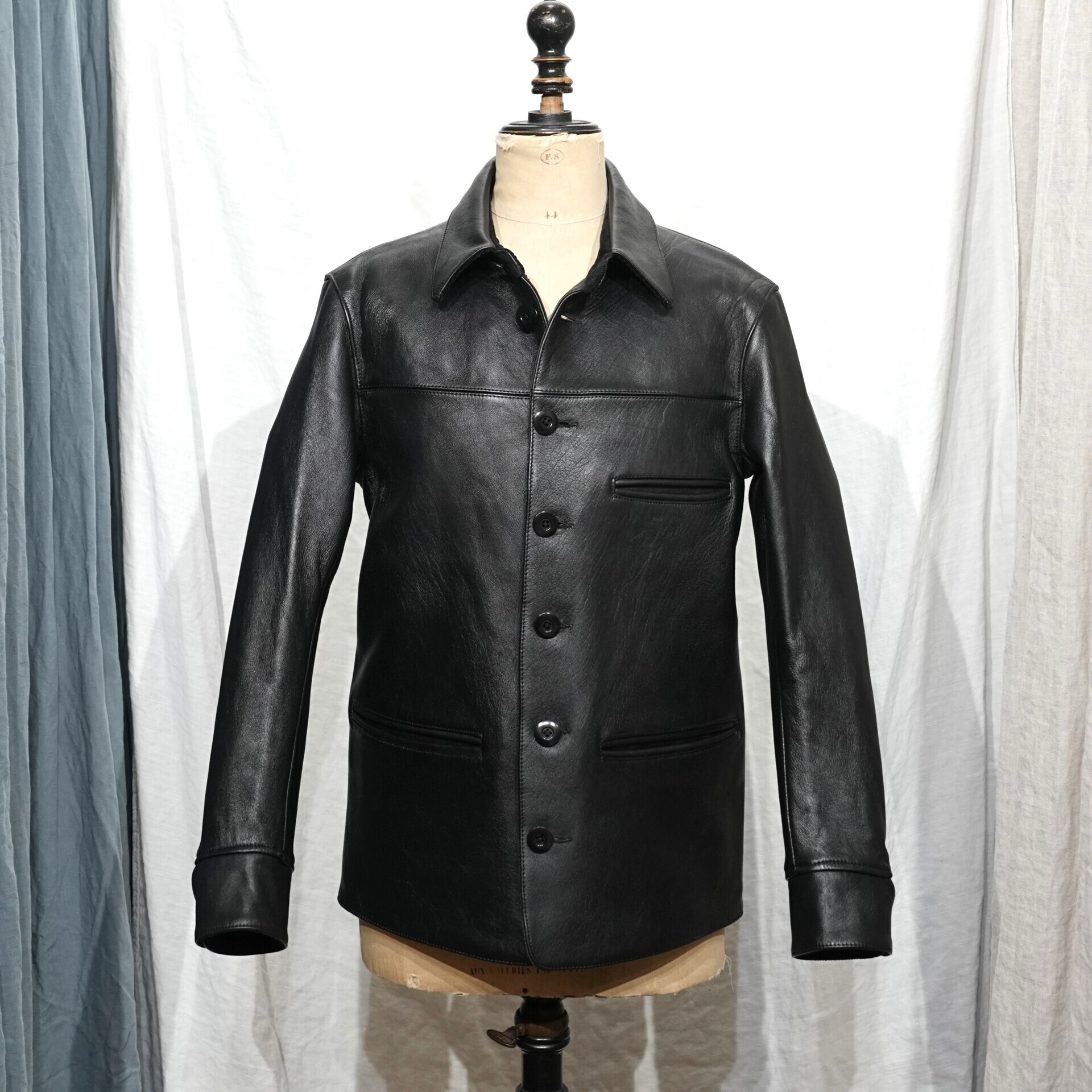 アディクト クローズ シープスキン カーコート ブラック: BRYWB