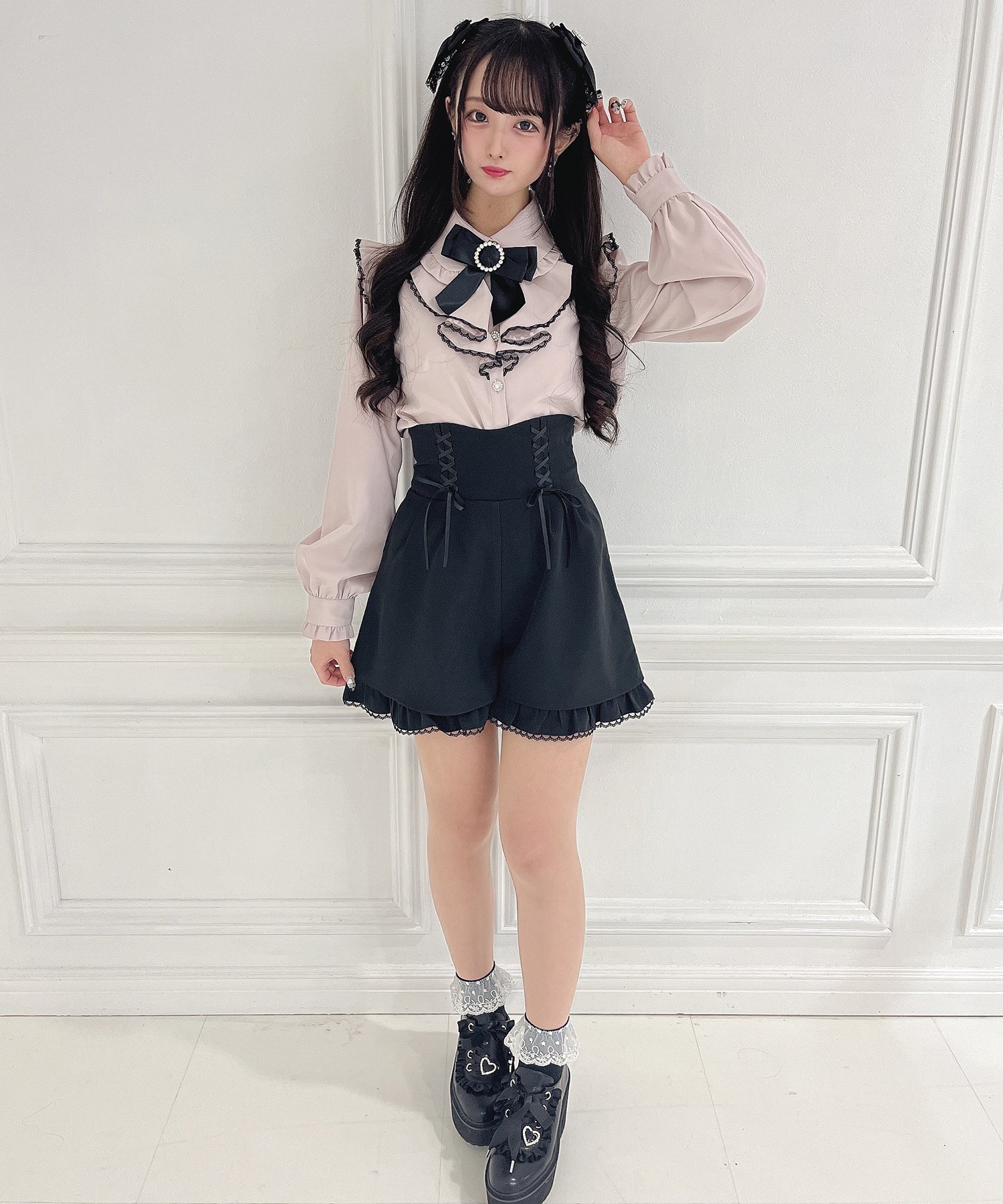 肩フリルラッフルブラウス – BUNNY APARTMENT