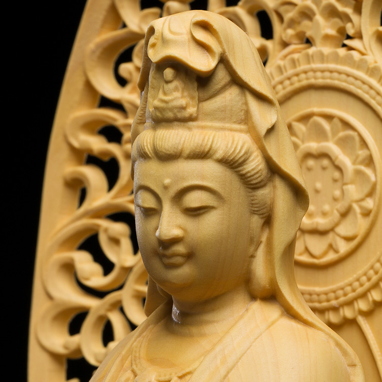 仏像専門店 仏像屋 / 天然ツゲ 黄楊 柘植 木彫り彫刻観音像 光背観音