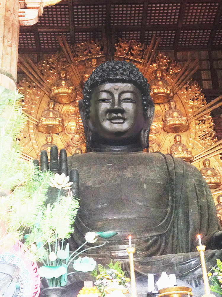 東大寺大仏殿（奈良県奈良市）その(1)― 天平時代の大仏さんはどんな顔