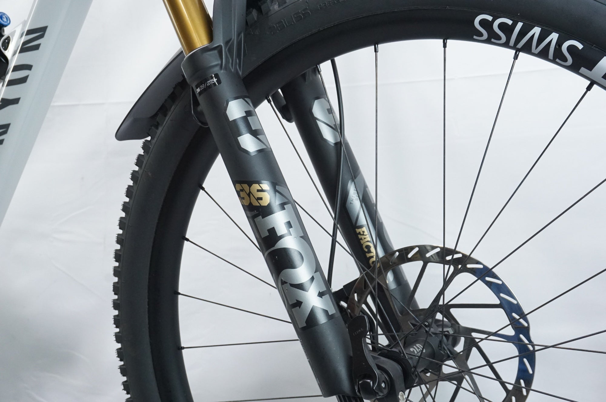 CANYON 「キャニオン」 SPECTRAL 125 CF 9 2024年モデル マウンテン