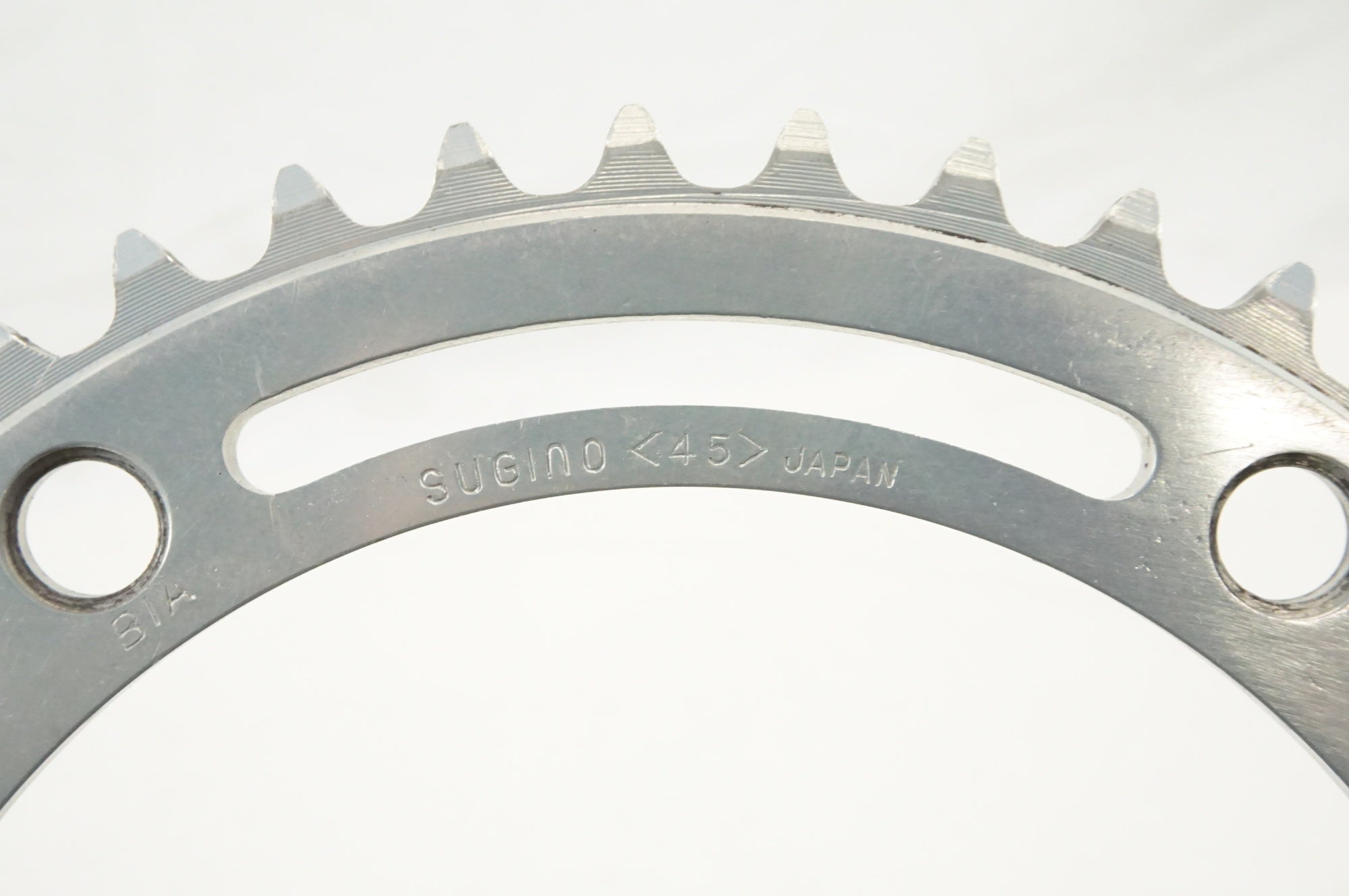 SUGINO 「スギノ」 MIGHTY COMPETITION PCD151 45T 厚歯 チェーン