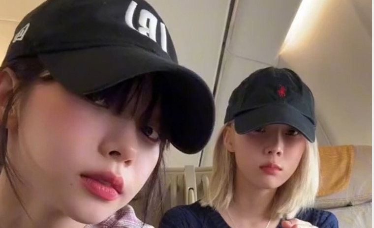 aespa （エスパ）のKARINAとWINTER<br>日本行き飛行機でイチャイチャ