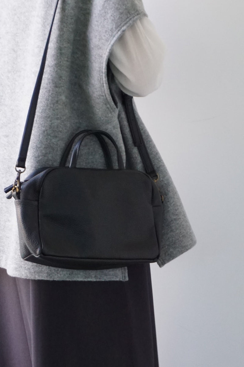 再入荷 a (アー) SACHET.別注(シボブラック・ シボグレー・シボクレタ