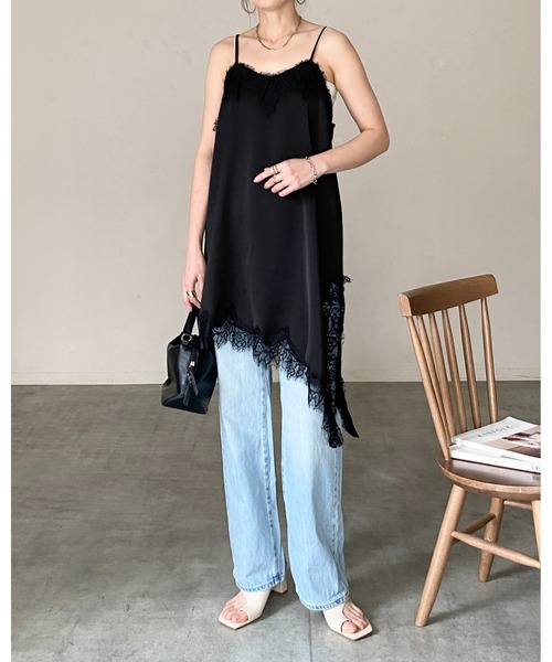 セール】アシンメトリーロング丈サイドスリットサテンレース