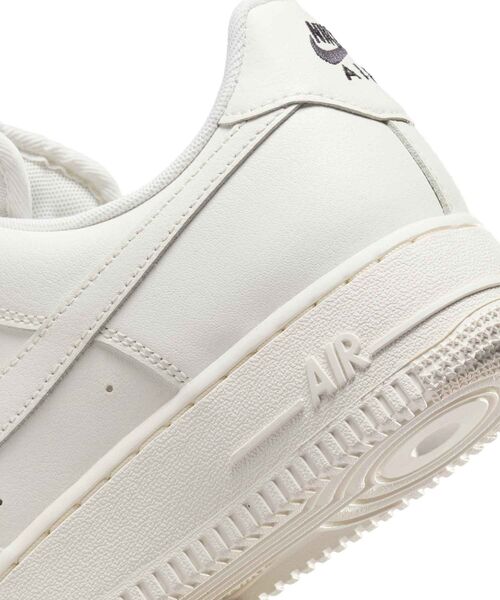 セール】ナイキ エア フォース 1 '07 エッセンシャル ウィメンズ
