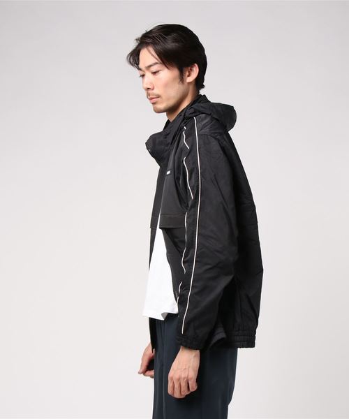 FTC（エフティーシー）の「PIPING TRACK JACKET（ナイロンジャケット