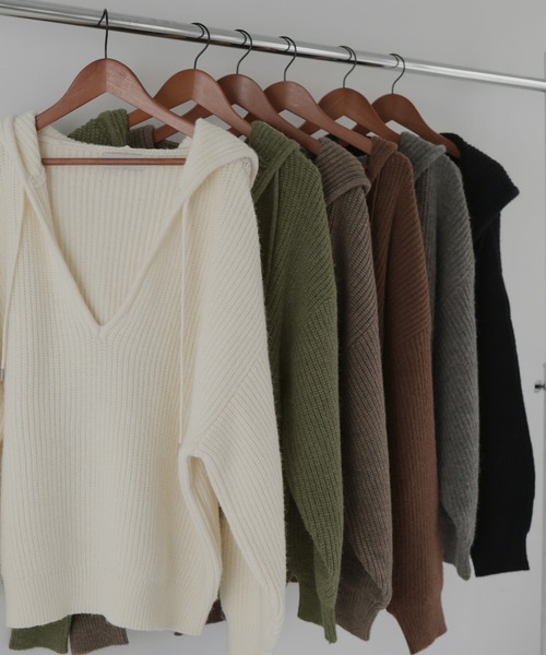 フード付きニットプルオーバー（パーカー）｜hellam（へラム）の