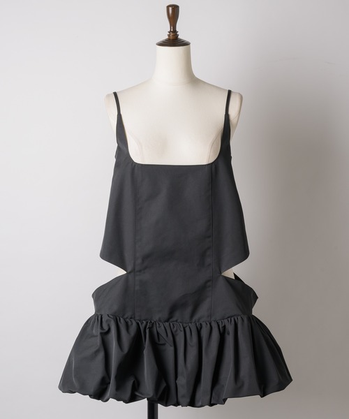 LA BELLE ETUDE（ラベルエチュード）の「サイドカット裾バルーンキャミ