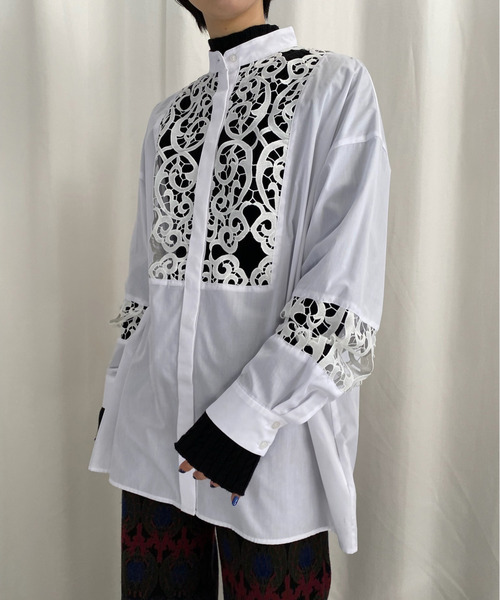 Ameri（アメリ）の「UND EMBROIDERY LACE BLOUSE（シャツ/ブラウス