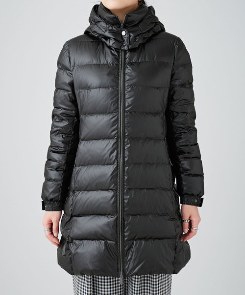 NANO universe（ナノユニバース）の「西川ダウン/FOXファーシャイニー