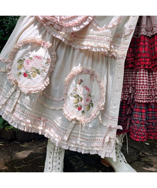 PINK HOUSE（ピンクハウス）の「Berry Rose刺繍入りパッチワーク