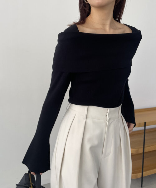 CAPRICIEUX LE'MAGE（カプリシューレマージュ）の「オフショル風