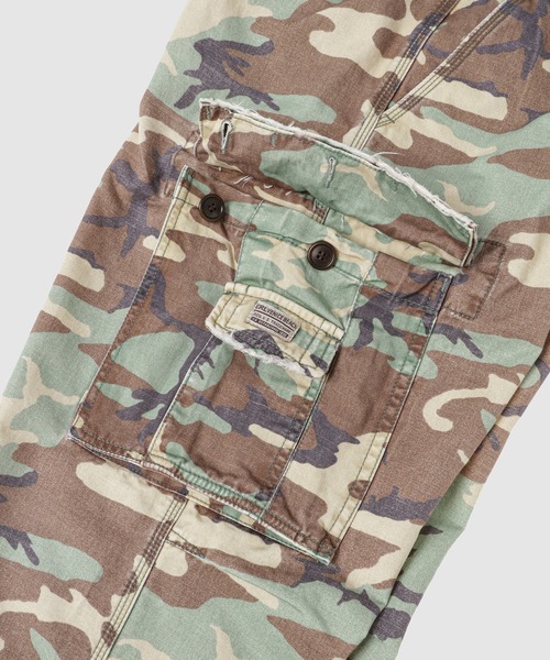 ERL（イーアールエル）の「UNISEX CAMO CARGO PANTS WOVEN（カーゴ
