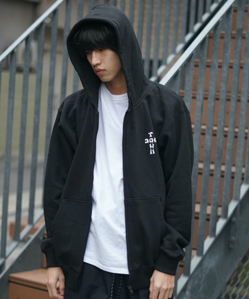 DOGTOWN（ドッグタウン）の「CROSS LOGO ZIP UP HOODIE SWEAT PARKA